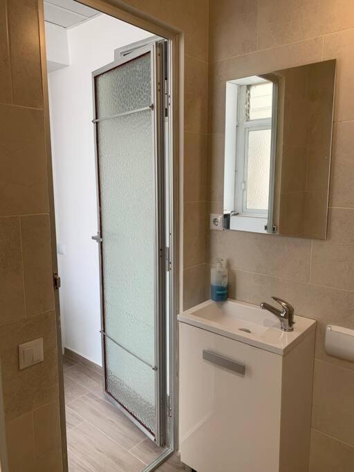 Cozy Room Guapo-Alicante Nearby The Beach And The Center 외부 사진